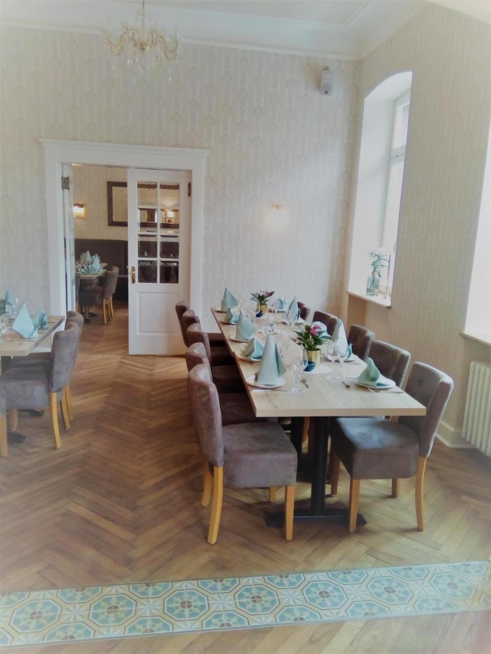 Hotel Stadtvilla Laux Merzig Ngoại thất bức ảnh